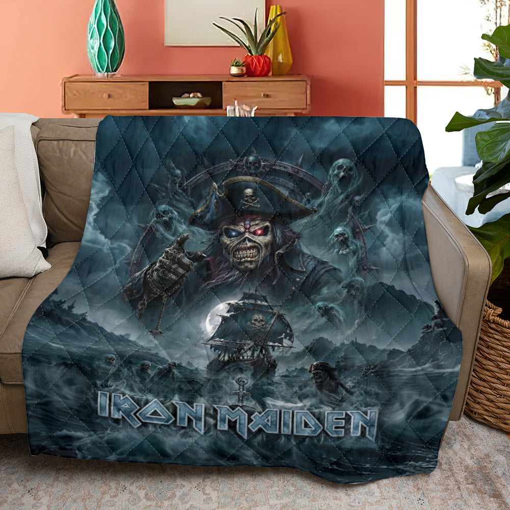 Iron Maiden Quilt Blanket – TMTHU7856