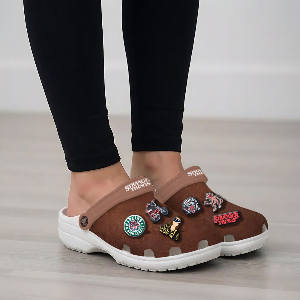 Stranger Things Custom Clogs – NGHIAVT5778