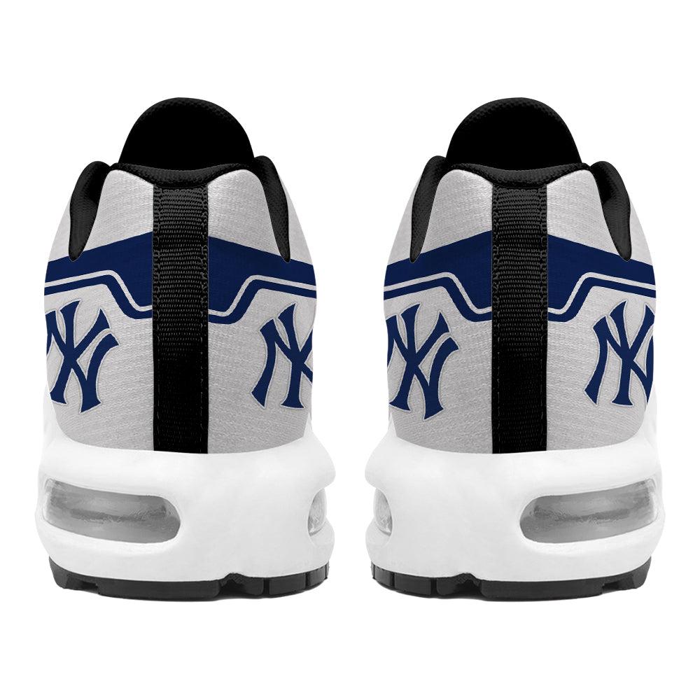 Personalized New York Yankees Air Max Shoes – MAITM 8576
