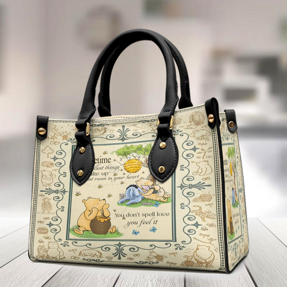 Winnie-the-Pooh Leather HandBag – TMTHU7783