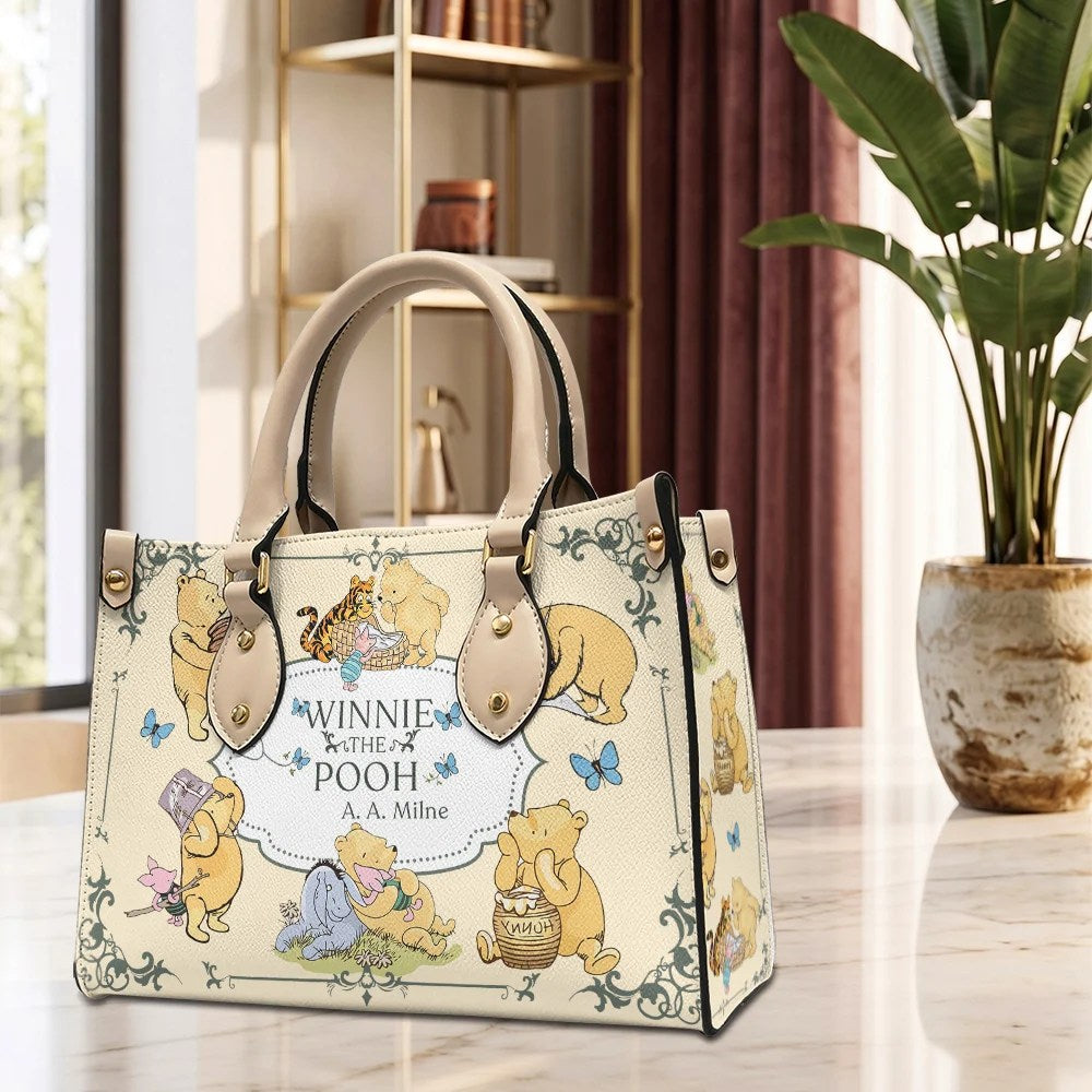 Winnie-the-Pooh Leather HandBag – TMTHU9511