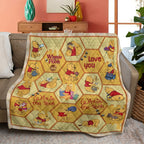 Winnie-the-Pooh Quilt Blanket – TMTHU6401