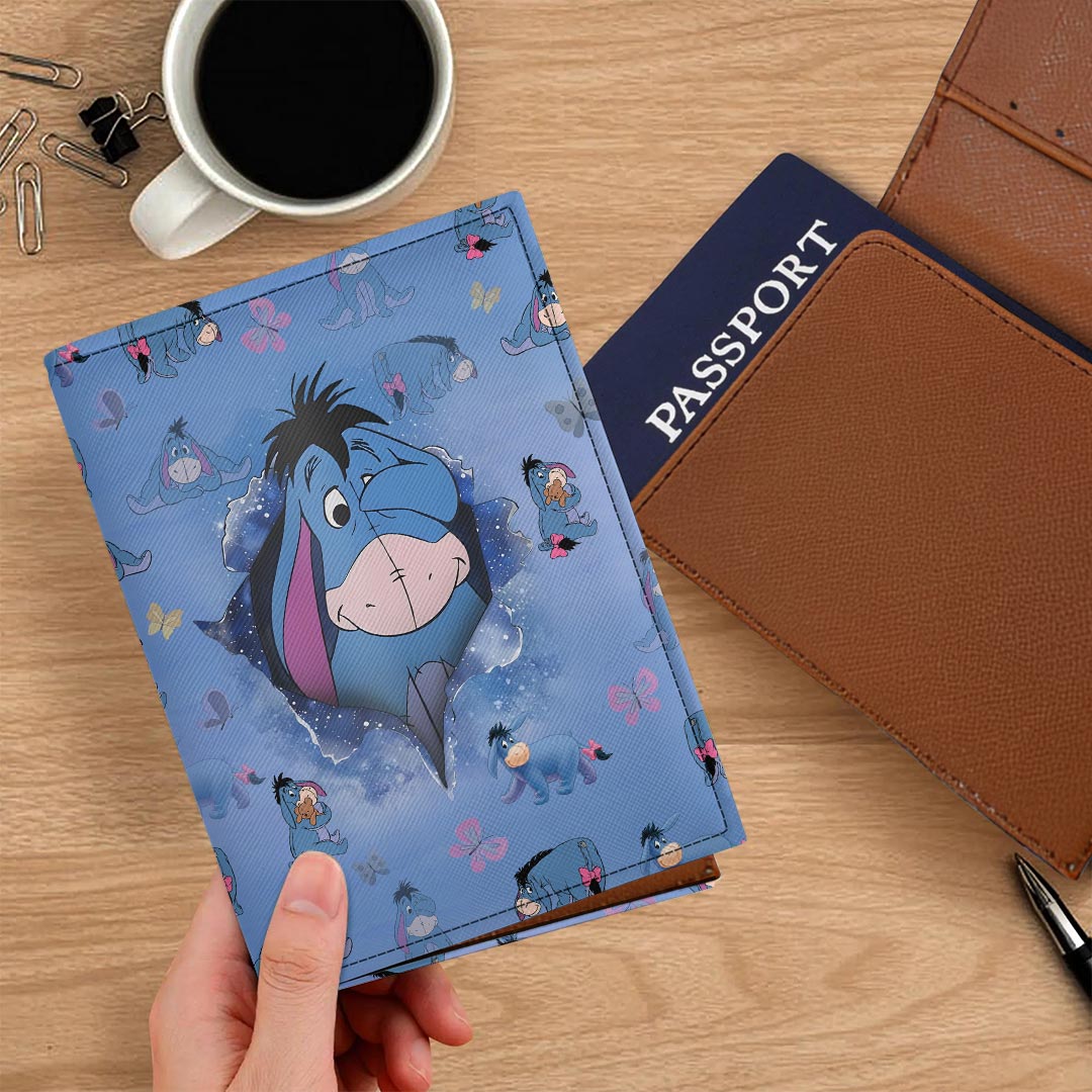 Winnie-the-Pooh x Eeyore 100th Anniversary Leather Passport Cover – HOATT18119
